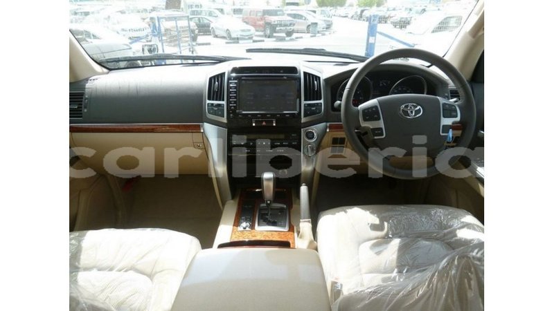 Big with watermark toyota land cruiser bomi county import dubai 3157