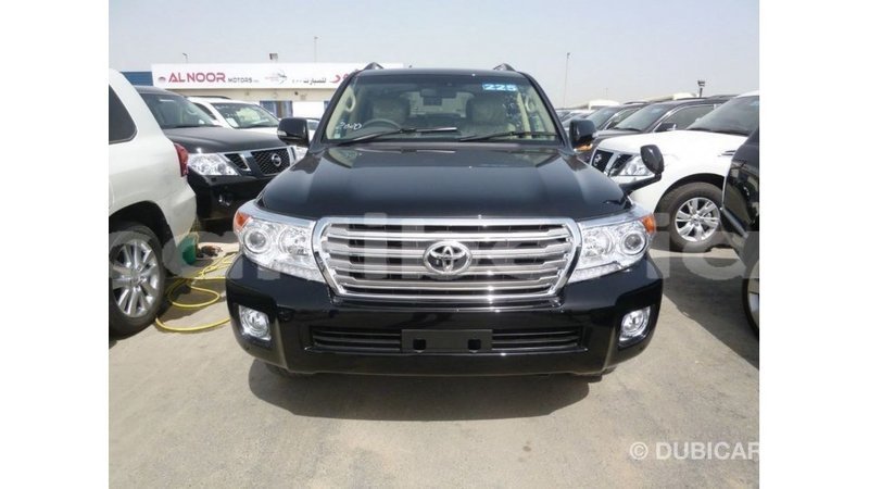 Big with watermark toyota land cruiser bomi county import dubai 3157