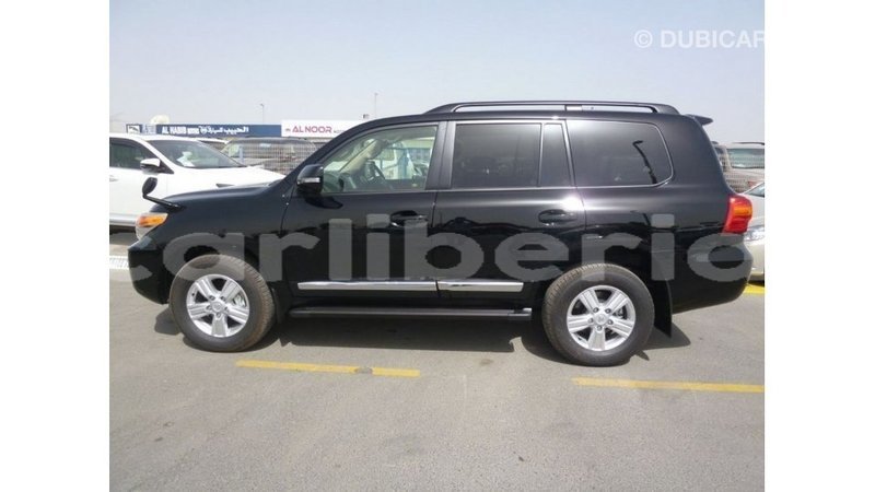Big with watermark toyota land cruiser bomi county import dubai 3157