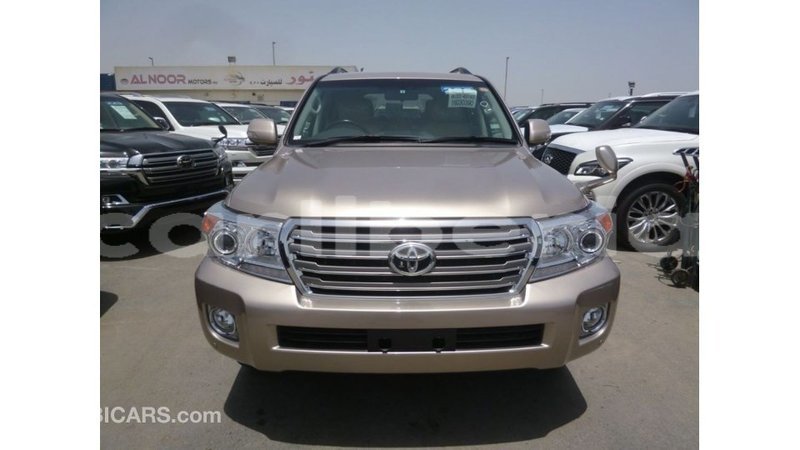 Big with watermark toyota land cruiser bomi county import dubai 3160