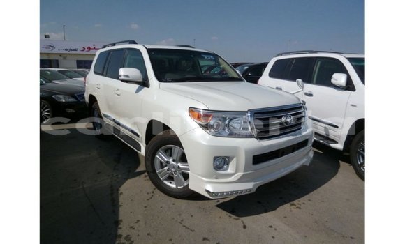 Buy Import Toyota Land Cruiser White Car in Import - Dubai in Bomi County Buy Import Toyota Land Cruiser White Car in Import - Dubai in Bomi County