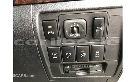 Buy Import Toyota Land Cruiser White Car in Import - Dubai in Bomi County Buy Import Toyota Land Cruiser White Car in Import - Dubai in Bomi County