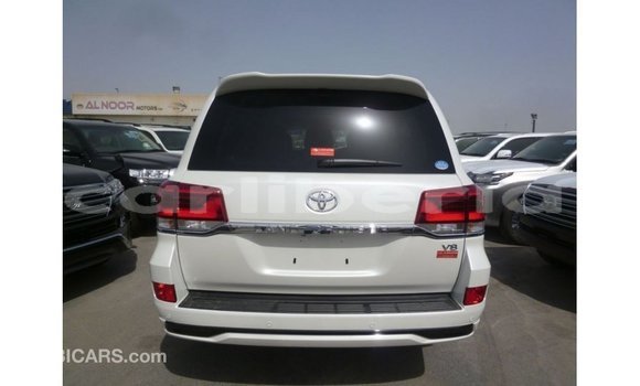 Buy Import Toyota Land Cruiser White Car in Import - Dubai in Bomi County Buy Import Toyota Land Cruiser White Car in Import - Dubai in Bomi County