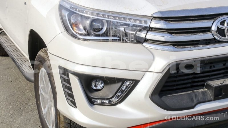 Big with watermark toyota hilux bomi county import dubai 3166