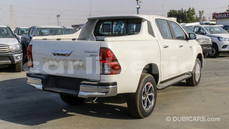 Big with watermark toyota hilux bomi county import dubai 3166