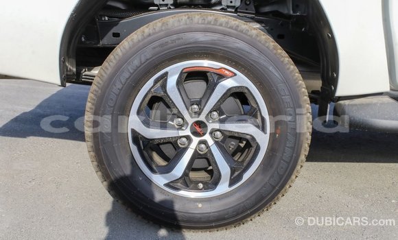 Buy Import Toyota Hilux White Car in Import - Dubai in Bomi County Buy Import Toyota Hilux White Car in Import - Dubai in Bomi County