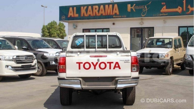 Big with watermark toyota hilux bomi county import dubai 3168