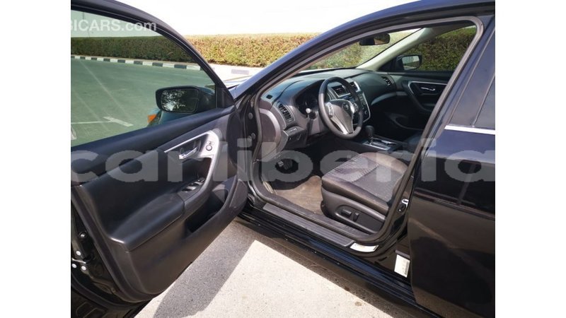 Big with watermark nissan altima bomi county import dubai 3169