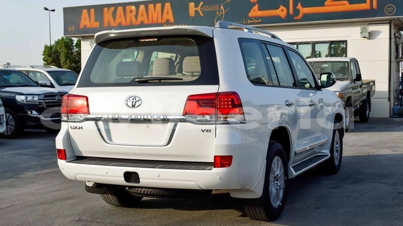 Big with watermark toyota land cruiser bomi county import dubai 3171