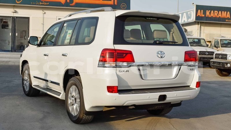 Big with watermark toyota land cruiser bomi county import dubai 3171