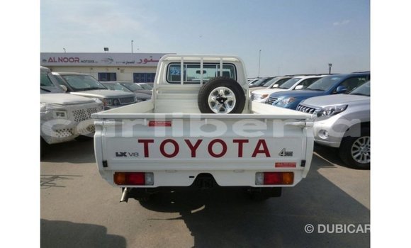 Buy Import Toyota Land Cruiser White Car in Import - Dubai in Bomi County Buy Import Toyota Land Cruiser White Car in Import - Dubai in Bomi County