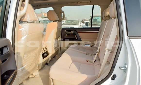 Buy Import Toyota Land Cruiser White Car in Import - Dubai in Bomi County Buy Import Toyota Land Cruiser White Car in Import - Dubai in Bomi County
