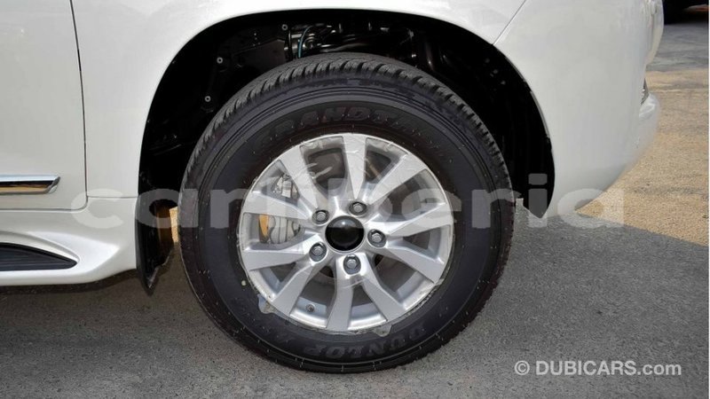 Big with watermark toyota land cruiser bomi county import dubai 3180