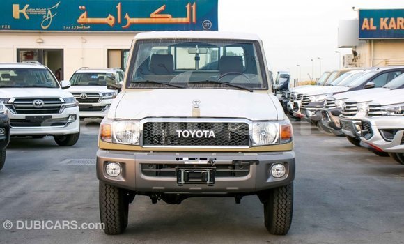 Buy Import Toyota Land Cruiser Beige Car in Import - Dubai in Bomi County Buy Import Toyota Land Cruiser Beige Car in Import - Dubai in Bomi County