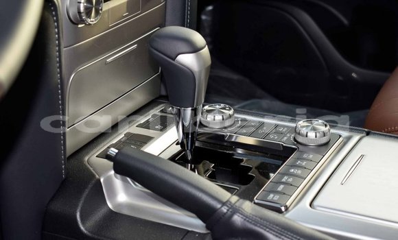 Buy Import Toyota Land Cruiser Black Car in Import - Dubai in Bomi County Buy Import Toyota Land Cruiser Black Car in Import - Dubai in Bomi County