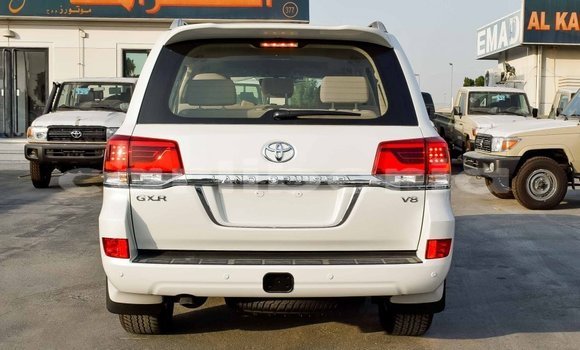 Buy Import Toyota Land Cruiser White Car in Import - Dubai in Bomi County Buy Import Toyota Land Cruiser White Car in Import - Dubai in Bomi County