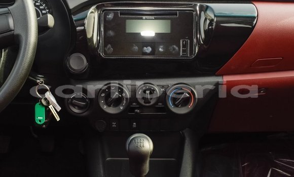 Buy Import Toyota Hilux White Car in Import - Dubai in Bomi County Buy Import Toyota Hilux White Car in Import - Dubai in Bomi County