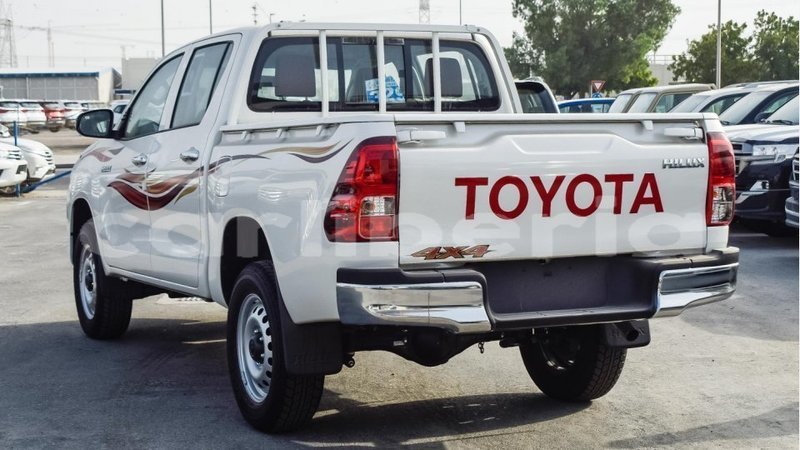 Big with watermark toyota hilux bomi county import dubai 3195