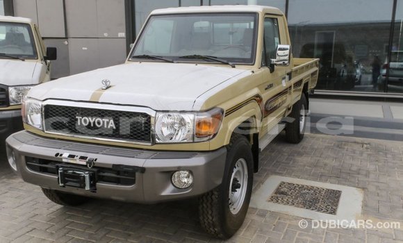 Buy Import Toyota Land Cruiser Beige Car in Import - Dubai in Bomi County Buy Import Toyota Land Cruiser Beige Car in Import - Dubai in Bomi County
