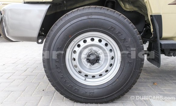 Buy Import Toyota Land Cruiser Beige Car in Import - Dubai in Bomi County Buy Import Toyota Land Cruiser Beige Car in Import - Dubai in Bomi County