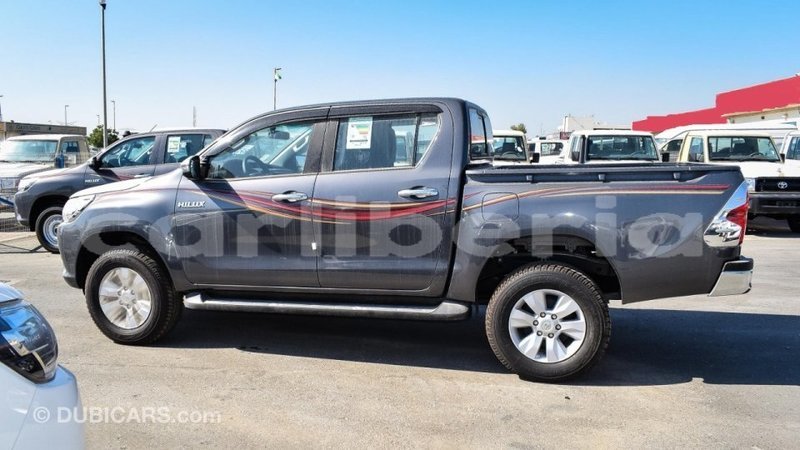 Big with watermark toyota hilux bomi county import dubai 3210