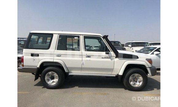 Buy Import Toyota Land Cruiser White Car in Import - Dubai in Bomi County Buy Import Toyota Land Cruiser White Car in Import - Dubai in Bomi County