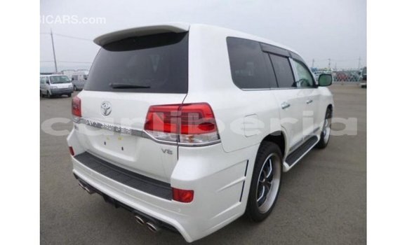 Buy Import Toyota Land Cruiser White Car in Import - Dubai in Bomi County Buy Import Toyota Land Cruiser White Car in Import - Dubai in Bomi County