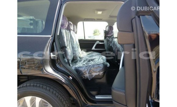 Buy Import Toyota Land Cruiser Black Car in Import - Dubai in Bomi County Buy Import Toyota Land Cruiser Black Car in Import - Dubai in Bomi County