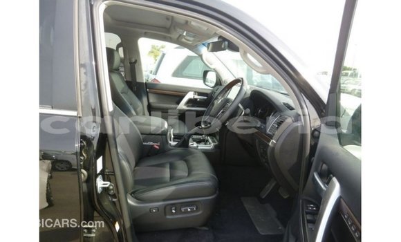 Buy Import Toyota Land Cruiser Black Car in Import - Dubai in Bomi County Buy Import Toyota Land Cruiser Black Car in Import - Dubai in Bomi County