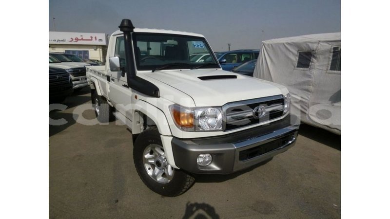 Big with watermark toyota land cruiser bomi county import dubai 3222