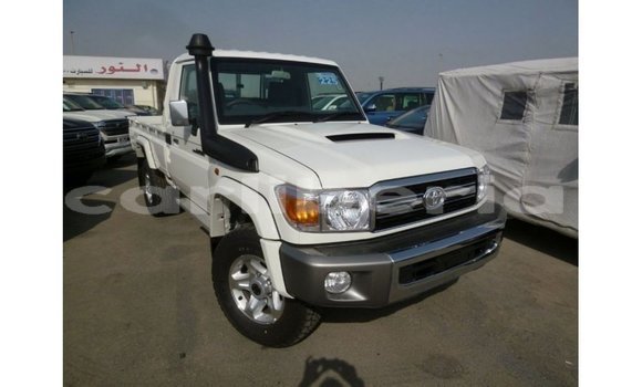 Buy Import Toyota Land Cruiser White Car in Import - Dubai in Bomi County Buy Import Toyota Land Cruiser White Car in Import - Dubai in Bomi County