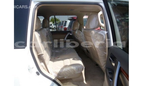 Buy Import Toyota Land Cruiser White Car in Import - Dubai in Bomi County Buy Import Toyota Land Cruiser White Car in Import - Dubai in Bomi County
