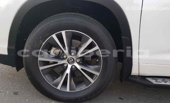 Buy Import Toyota Highlander White Car in Import - Dubai in Bomi County Buy Import Toyota Highlander White Car in Import - Dubai in Bomi County
