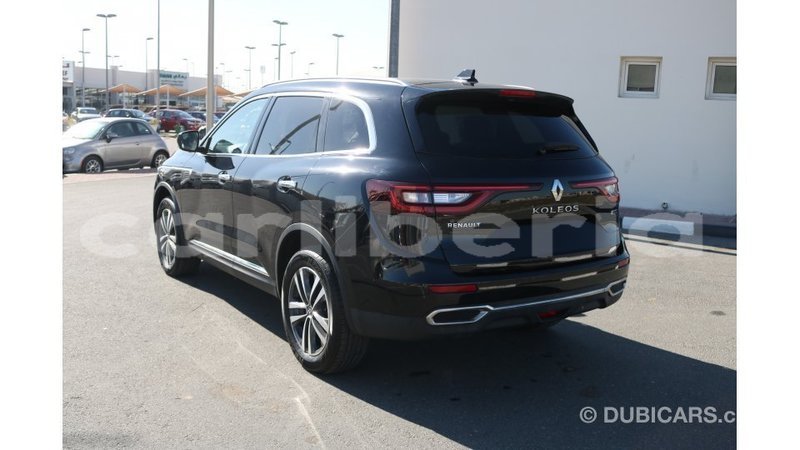 Big with watermark renault 4 bomi county import dubai 3228