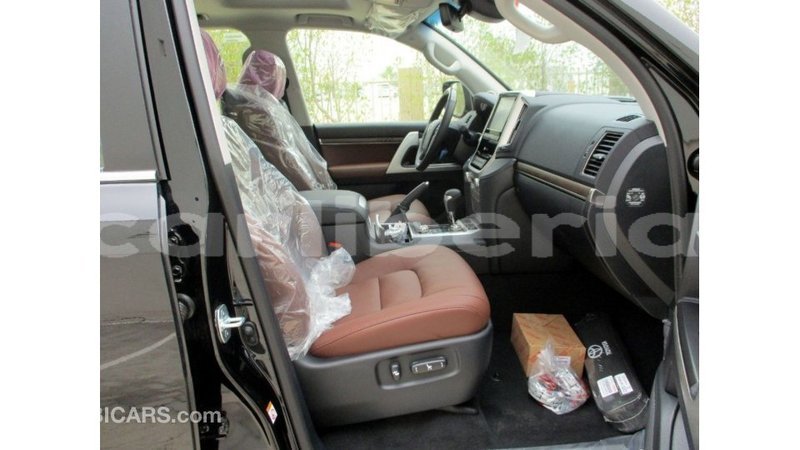 Big with watermark toyota land cruiser bomi county import dubai 3230