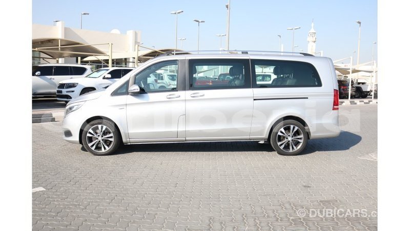 Big with watermark mercedes benz 250 bomi county import dubai 3240