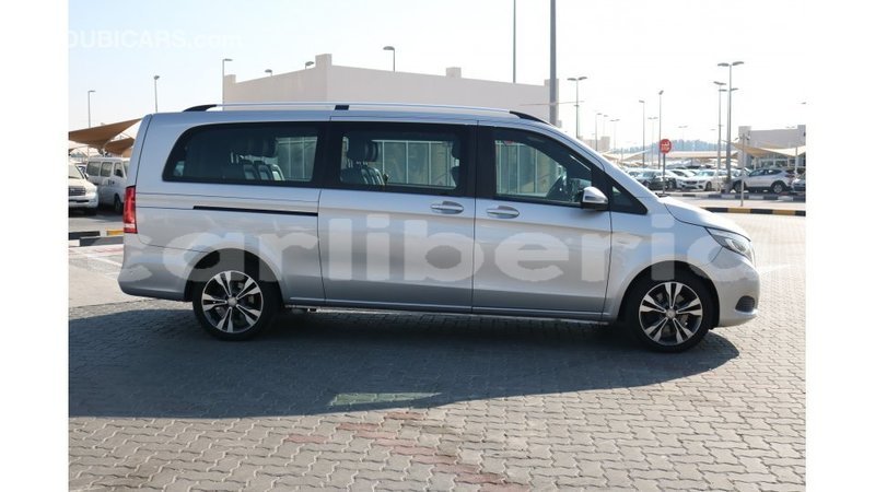 Big with watermark mercedes benz 250 bomi county import dubai 3240