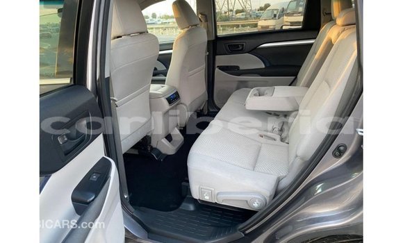 Buy Import Toyota Highlander Other Car in Import - Dubai in Bomi County Buy Import Toyota Highlander Other Car in Import - Dubai in Bomi County