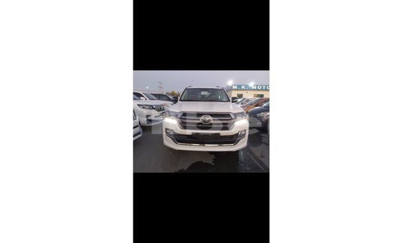 Buy Import Toyota Land Cruiser White Car in Import - Dubai in Bomi County Buy Import Toyota Land Cruiser White Car in Import - Dubai in Bomi County