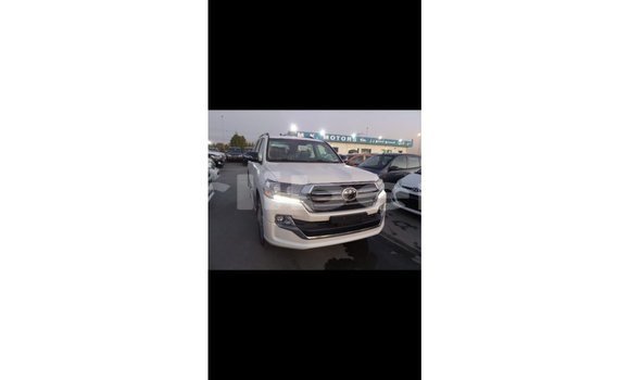 Buy Import Toyota Land Cruiser White Car in Import - Dubai in Bomi County Buy Import Toyota Land Cruiser White Car in Import - Dubai in Bomi County