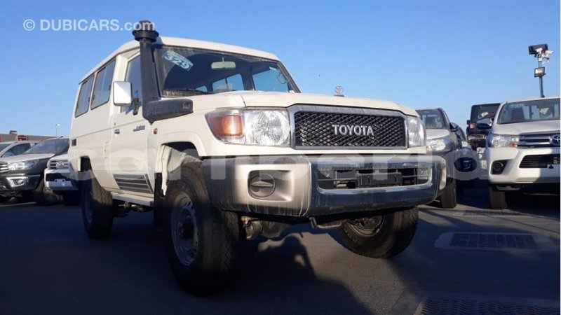 Big with watermark toyota land cruiser bomi county import dubai 3265