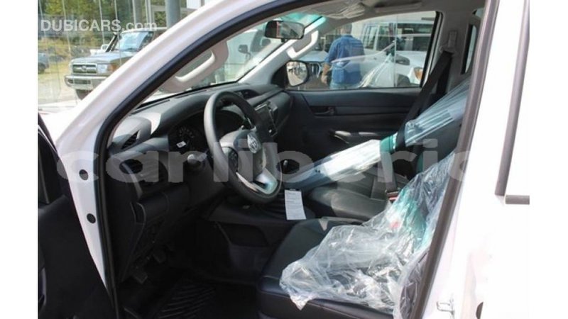 Big with watermark toyota hilux bomi county import dubai 3267