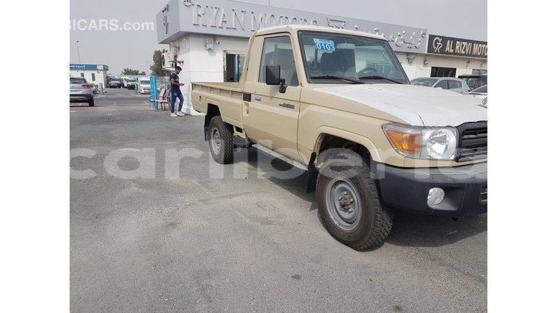 Big with watermark toyota land cruiser bomi county import dubai 3271