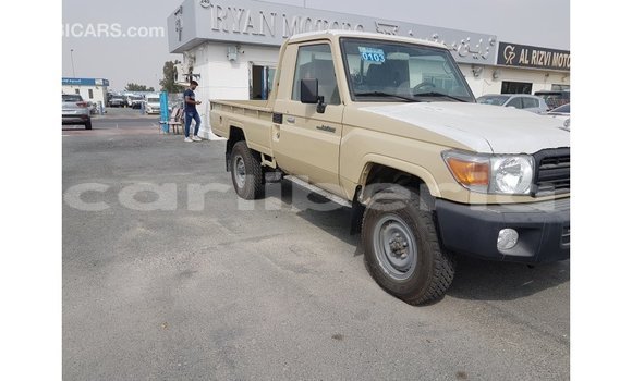 Buy Import Toyota Land Cruiser Beige Car in Import - Dubai in Bomi County Buy Import Toyota Land Cruiser Beige Car in Import - Dubai in Bomi County