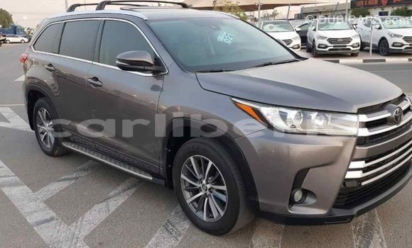 Buy Import Toyota Highlander Other Car in Import - Dubai in Bomi County Buy Import Toyota Highlander Other Car in Import - Dubai in Bomi County
