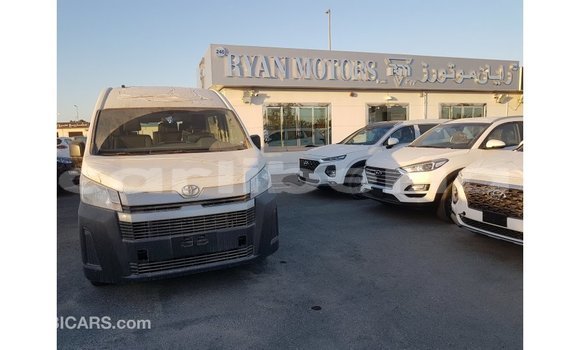 Buy Import Toyota Hiace White Car in Import - Dubai in Bomi County Buy Import Toyota Hiace White Car in Import - Dubai in Bomi County