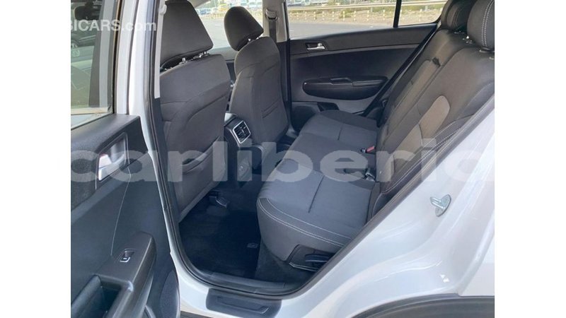 Big with watermark kia sportage bomi county import dubai 3275