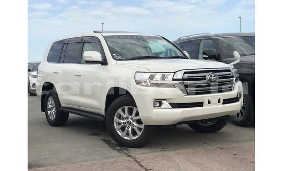 Buy Import Toyota Land Cruiser White Car in Import - Dubai in Bomi County Buy Import Toyota Land Cruiser White Car in Import - Dubai in Bomi County