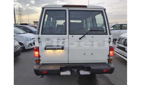 Buy Import Toyota Land Cruiser White Car in Import - Dubai in Bomi County Buy Import Toyota Land Cruiser White Car in Import - Dubai in Bomi County