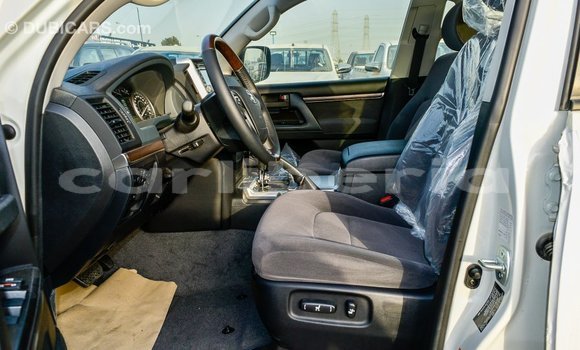 Buy Import Toyota Land Cruiser White Car in Import - Dubai in Bomi County Buy Import Toyota Land Cruiser White Car in Import - Dubai in Bomi County